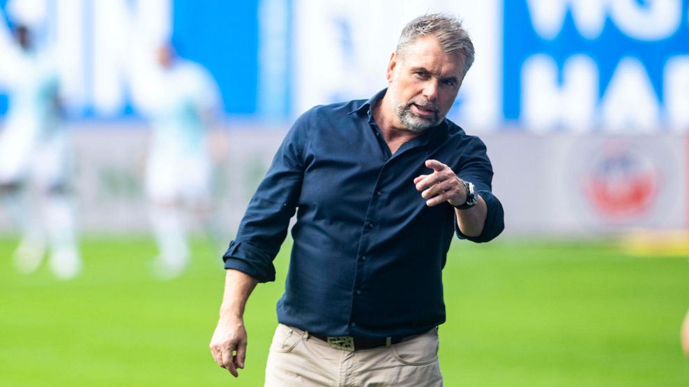 Bernd Hollerbach, Trainer von Hansa Rostock