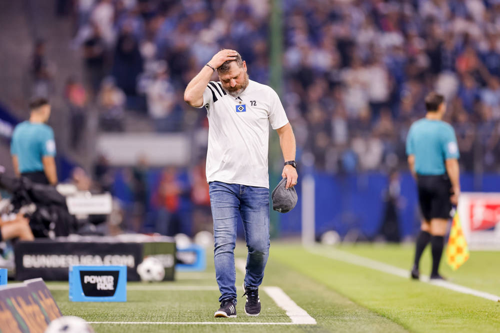 Ärgerlicher Ausgang: HSV-Trainer Steffen Baumgart und sein Team verpassten den zweiten Saisonsieg knapp.