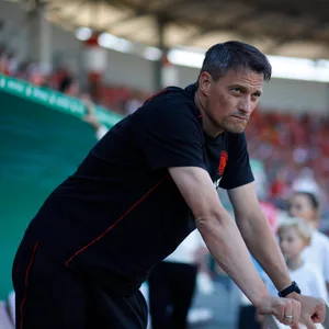 Alexander Blessin beim Pokalspiel in Halle