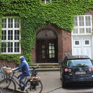Bismarckstraße 77/79