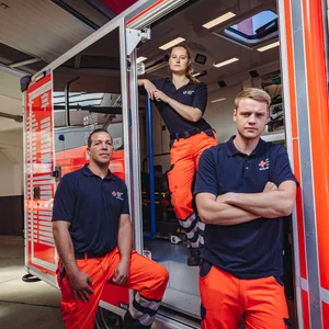 Drei Rettungskräfte berichten der MOPO von Übergriffen.