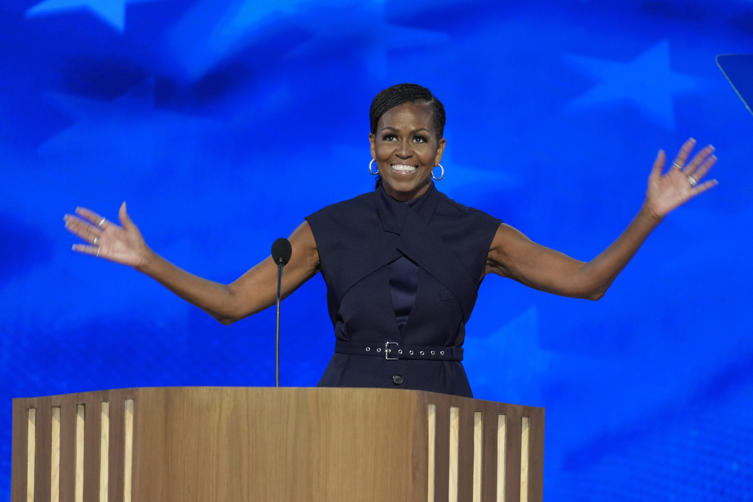 Die ehemalige First Lady Michelle Obama spricht während der Democratic National Convention.