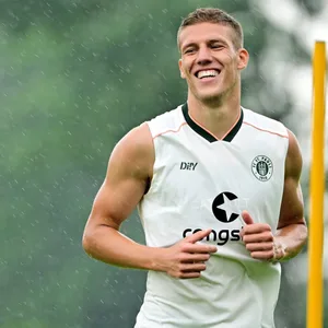 Jakov Medic beim St. Pauli-Training