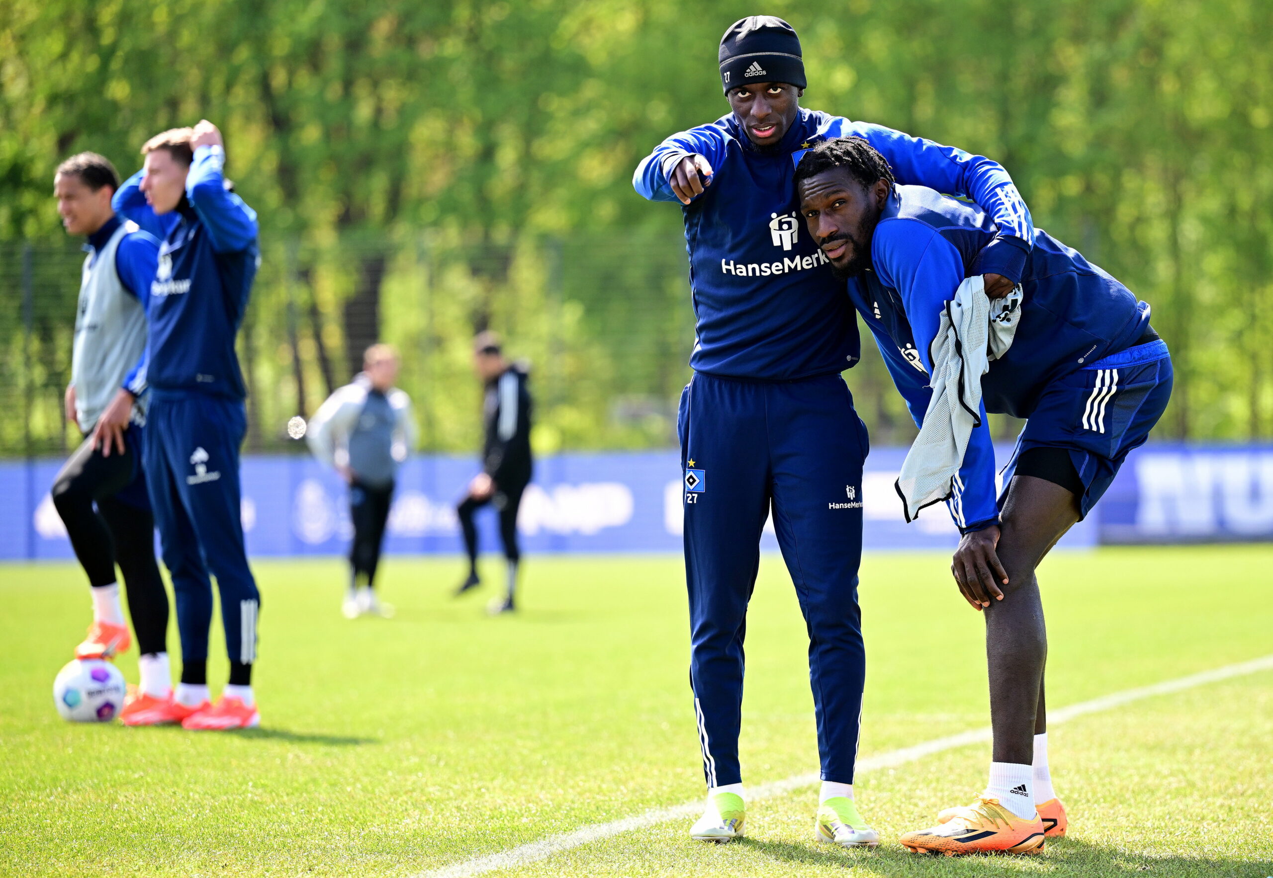 Die angeschlagenen Jean-Luc Dompé und Bakery Jatta (r.) zählen derzeit zu den Sorgenkindern des HSV.