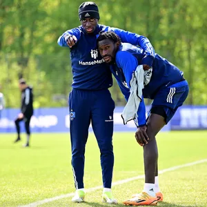 Die angeschlagenen Jean-Luc Dompé und Bakery Jatta (r.) zählen derzeit zu den Sorgenkindern des HSV.