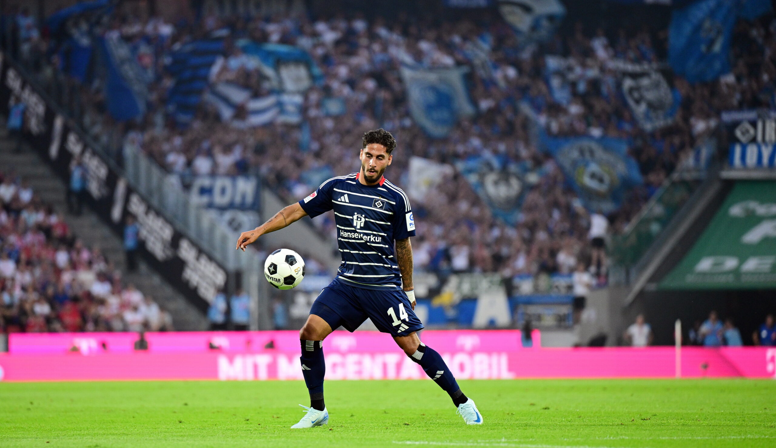 Ludovit Reis bestritt bislang 102 Pflichtspiele für den HSV, in denen er 18 Tore erzielte.