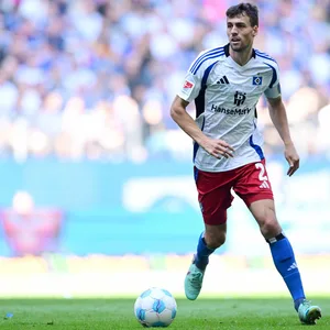 Beim 4:1 gegen Münster war Jonas Meffert der HSV-Kapitän.