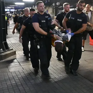 Bei Kontrollen am Hauptbahnhof – Bundespolizisten stellen erneut Waffen sicher