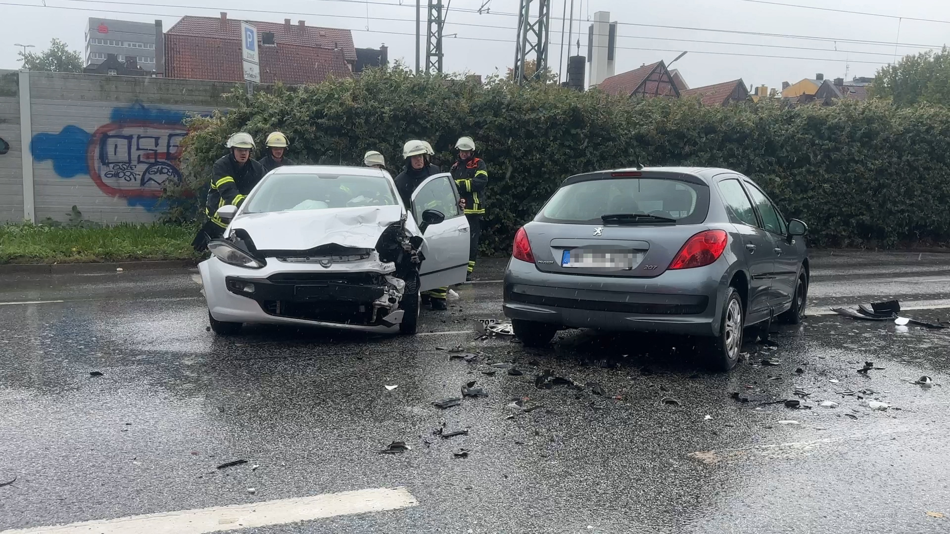 Nach den Unfall war das Verkehrschaos perfekt. Selbst Rettungswagen kamen nur schleppend voran.