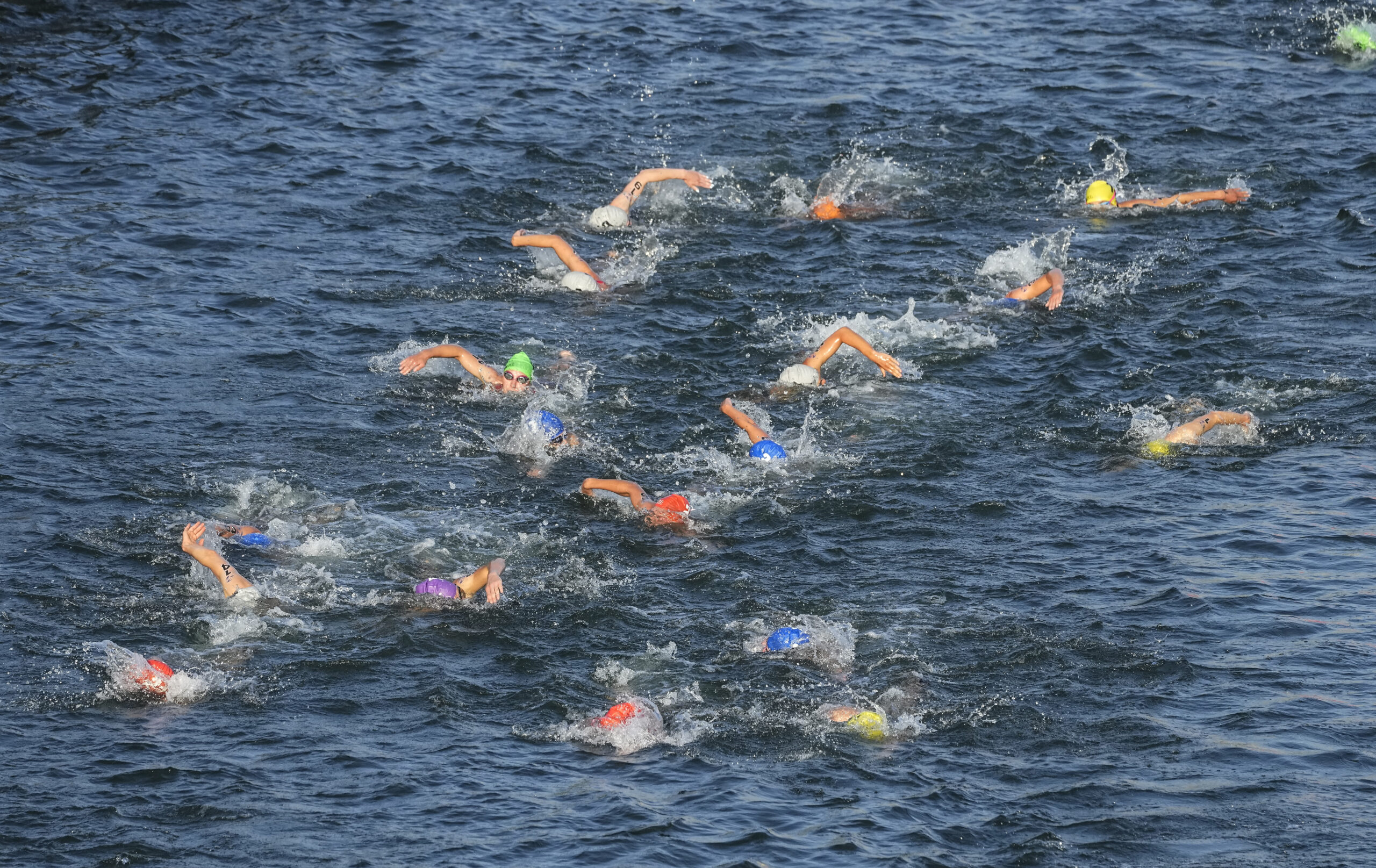 Ein Triathlon-Testwettkampf in der Seine