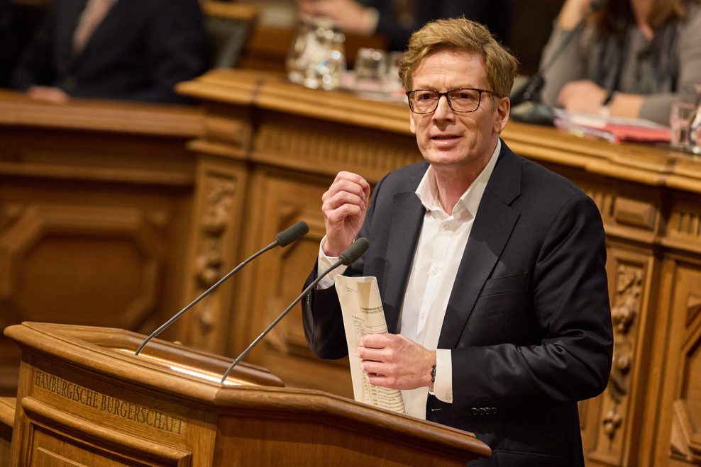 Dirk Kienscherf (SPD), Fraktionsvorsitzender, spricht auf einer Sitzung der Hamburgischen Bürgerschaft im Rathaus.