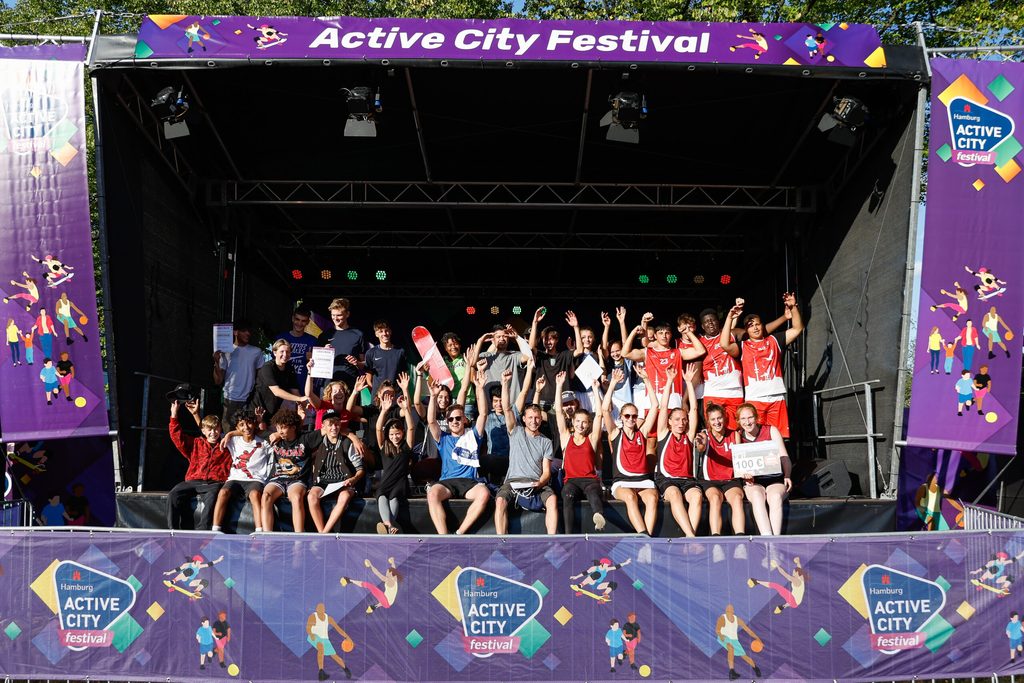 Bühne beim Active City Festival