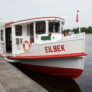 Das erste historische Alsterschiff ist jetzt elektrisch unterwegs.