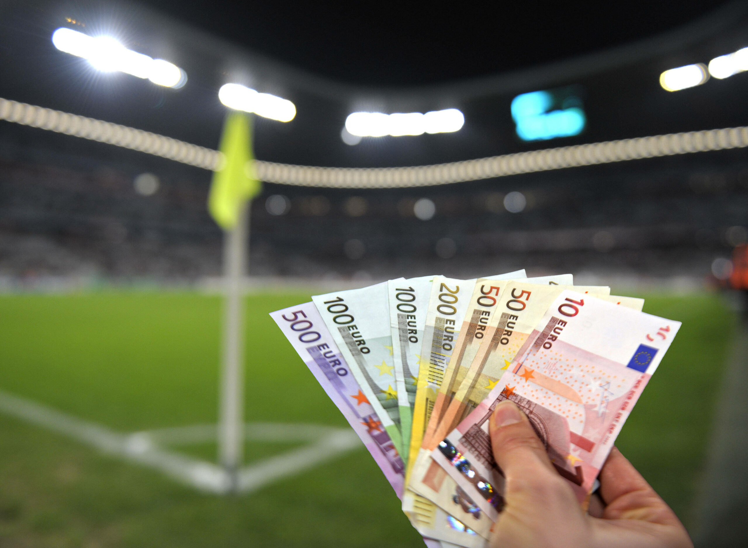 Geld im Fußball (Symbolfoto)