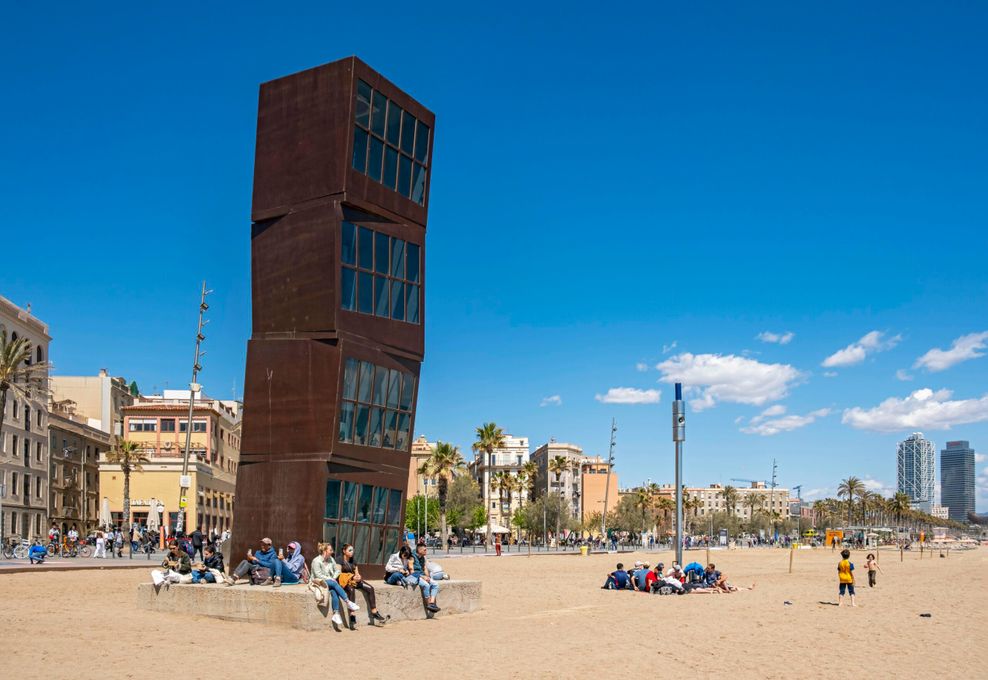 Installation on the beach