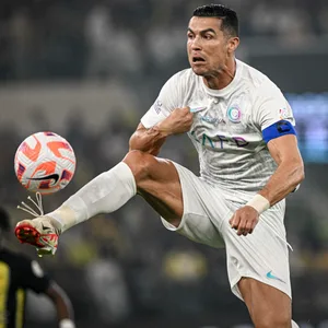 Cristiano Ronaldo bei der Ballannahme