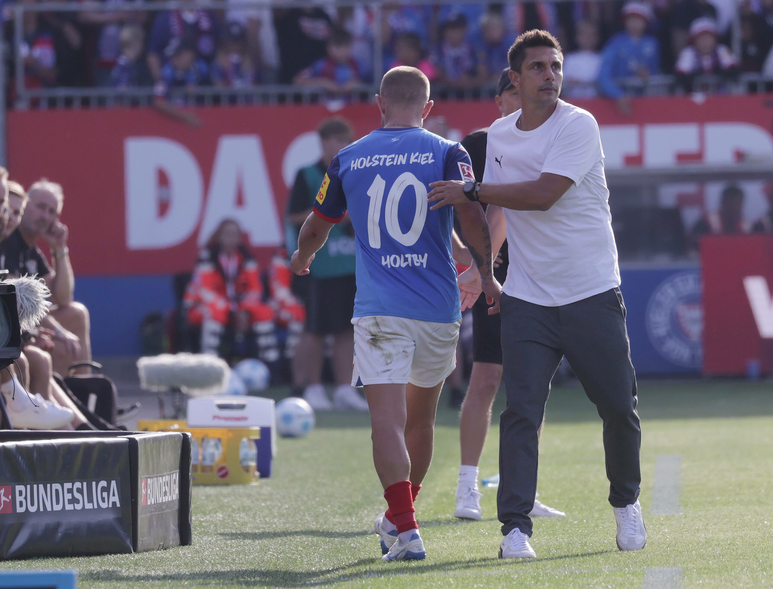 Lewis Holtby und Trainer Marcel Rapp