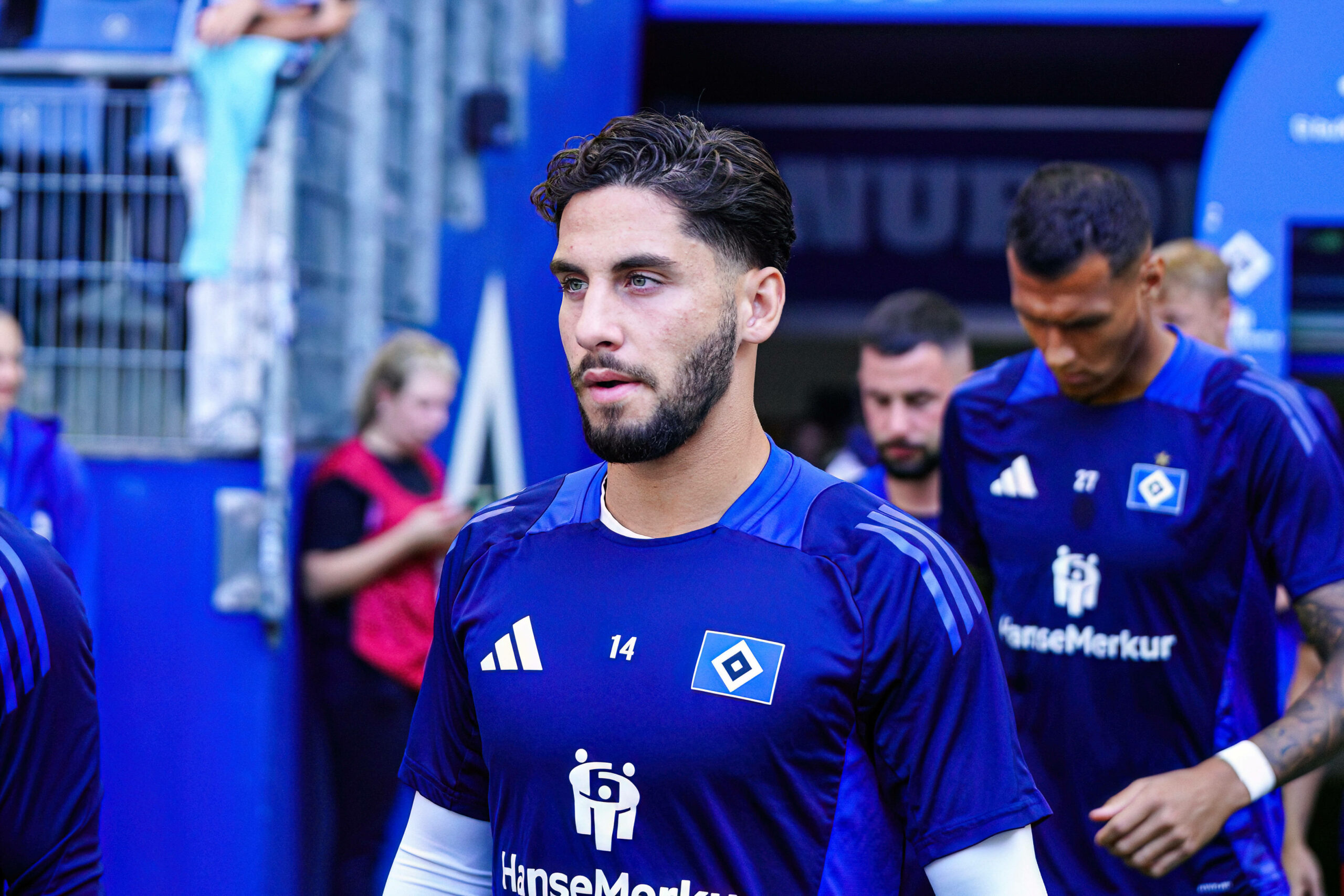 Ludovit Reis hat gute Chancen, beim Spiel gegen Regensburg wieder in der HSV-Startelf aufzulaufen.