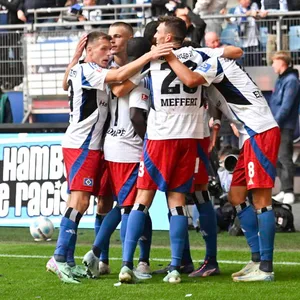 Jubel, Trubel, HSV-Herrlichkeit: Die Hamburger bestachen beim 5:0 gegen Regensburg.