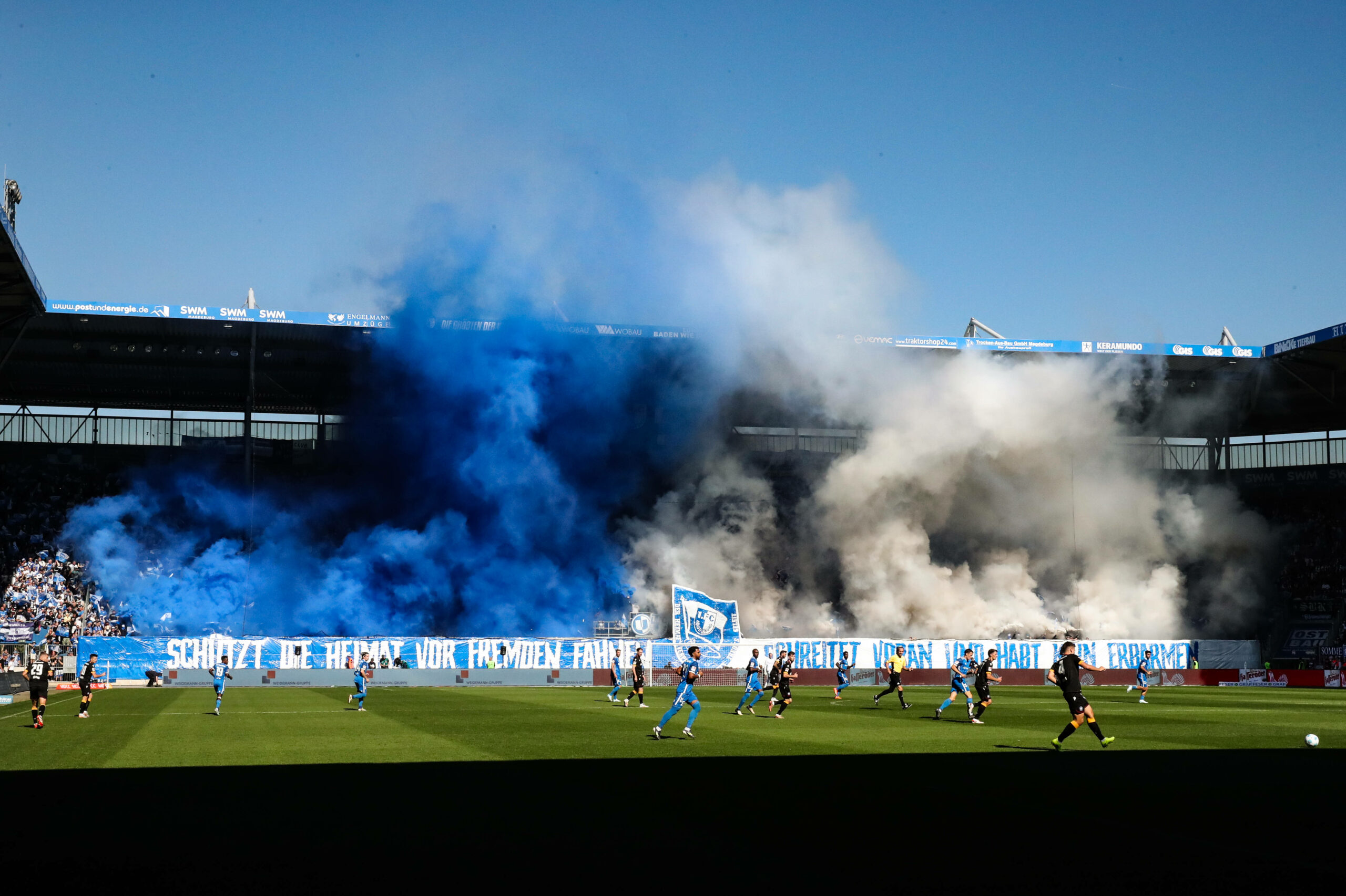 Choreo der Fans des 1.FC Magedeburg