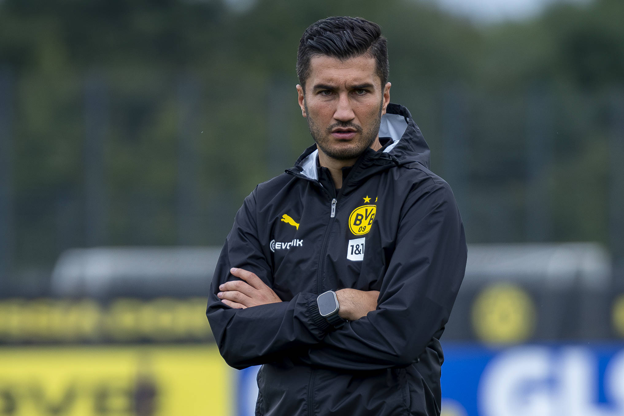 Ernste Miene bei Nuri Sahin im Training von Borussia Dortmund.