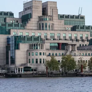 Das Gebäude des Geheimdienstes MI6 in London.