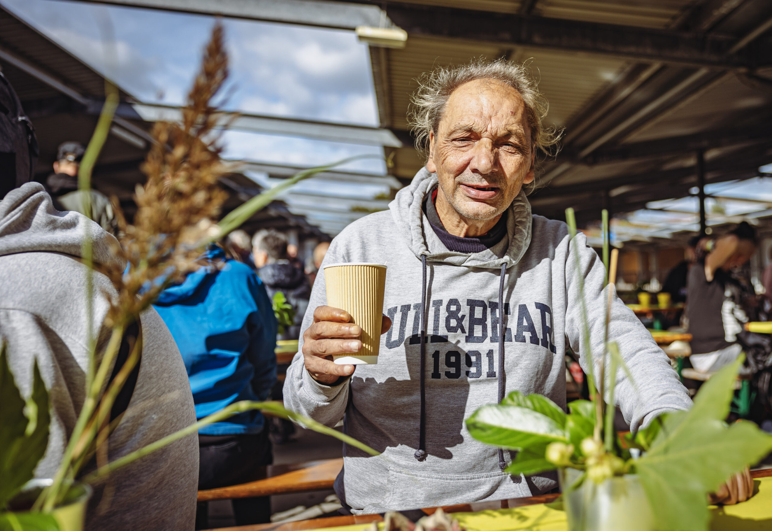 Jens (67) ist auf ehrenamtliche Unterstützung angewiesen.