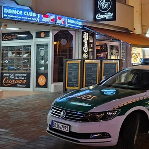 Verdacht auf Menschenhandel und Schwarzarbeit – Razzia in Sex Bar auf Sylt