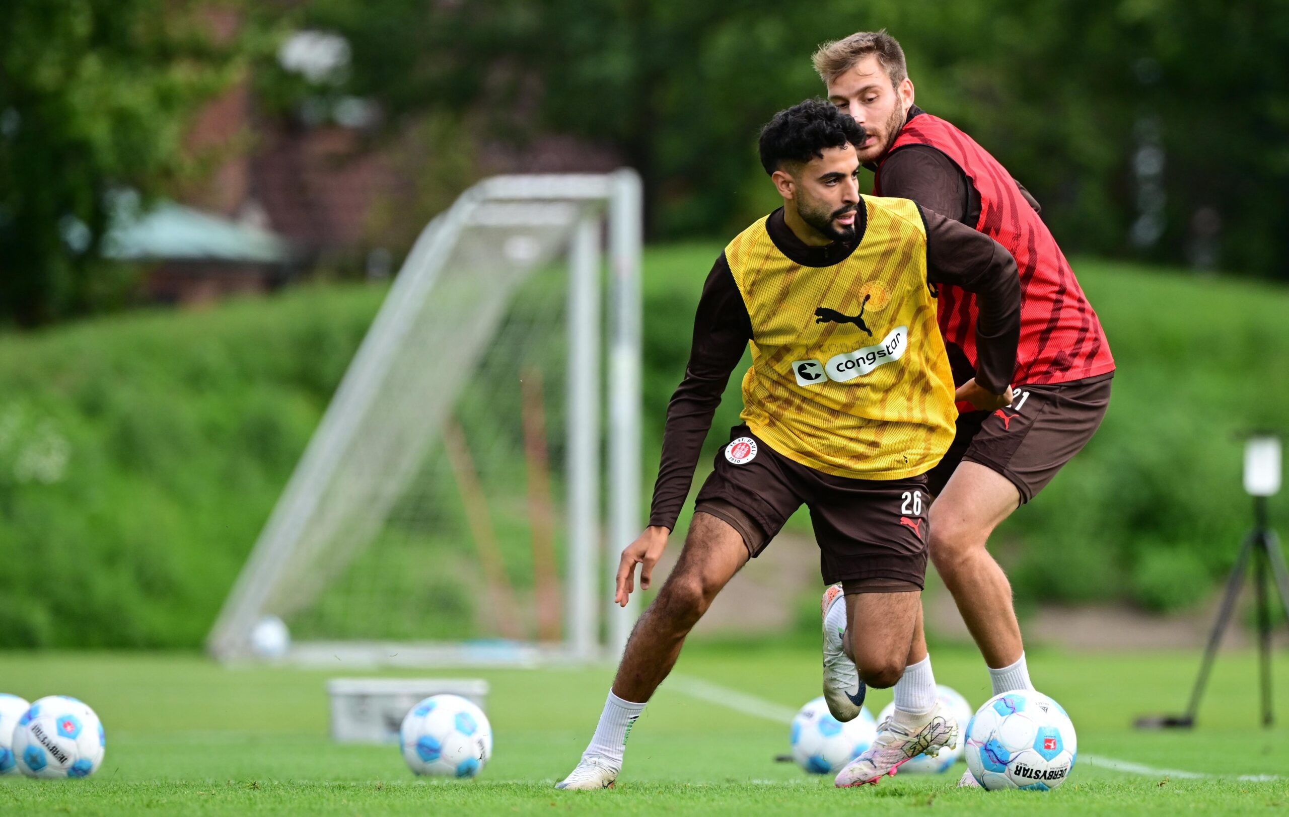 Elias Saad beim St. Pauli-Training