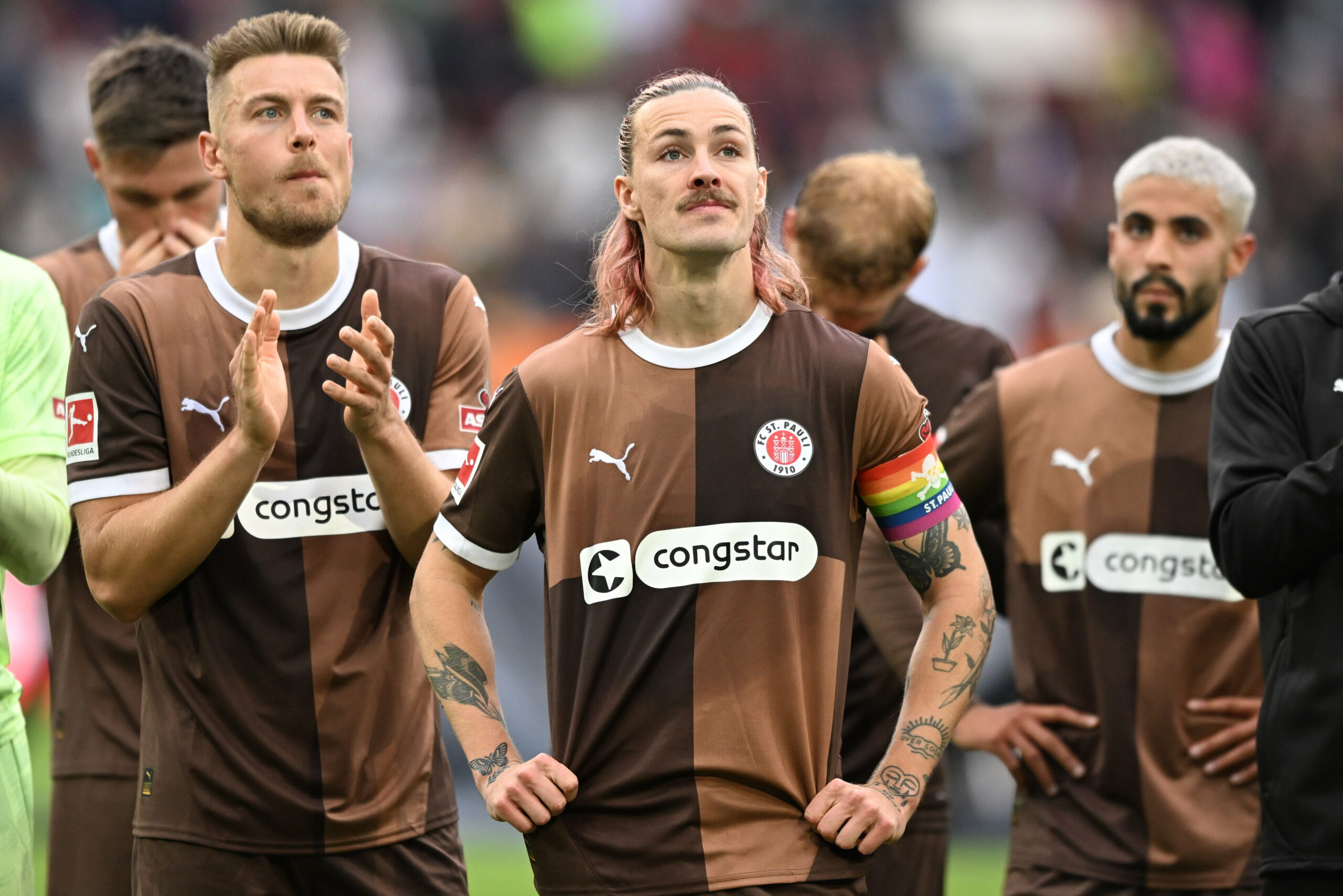 St. Pauli-Profis bedanken sich für die Unterstützung der Fans