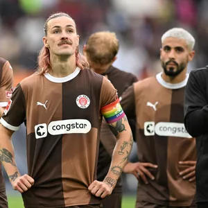 St. Pauli-Profis bedanken sich für die Unterstützung der Fans