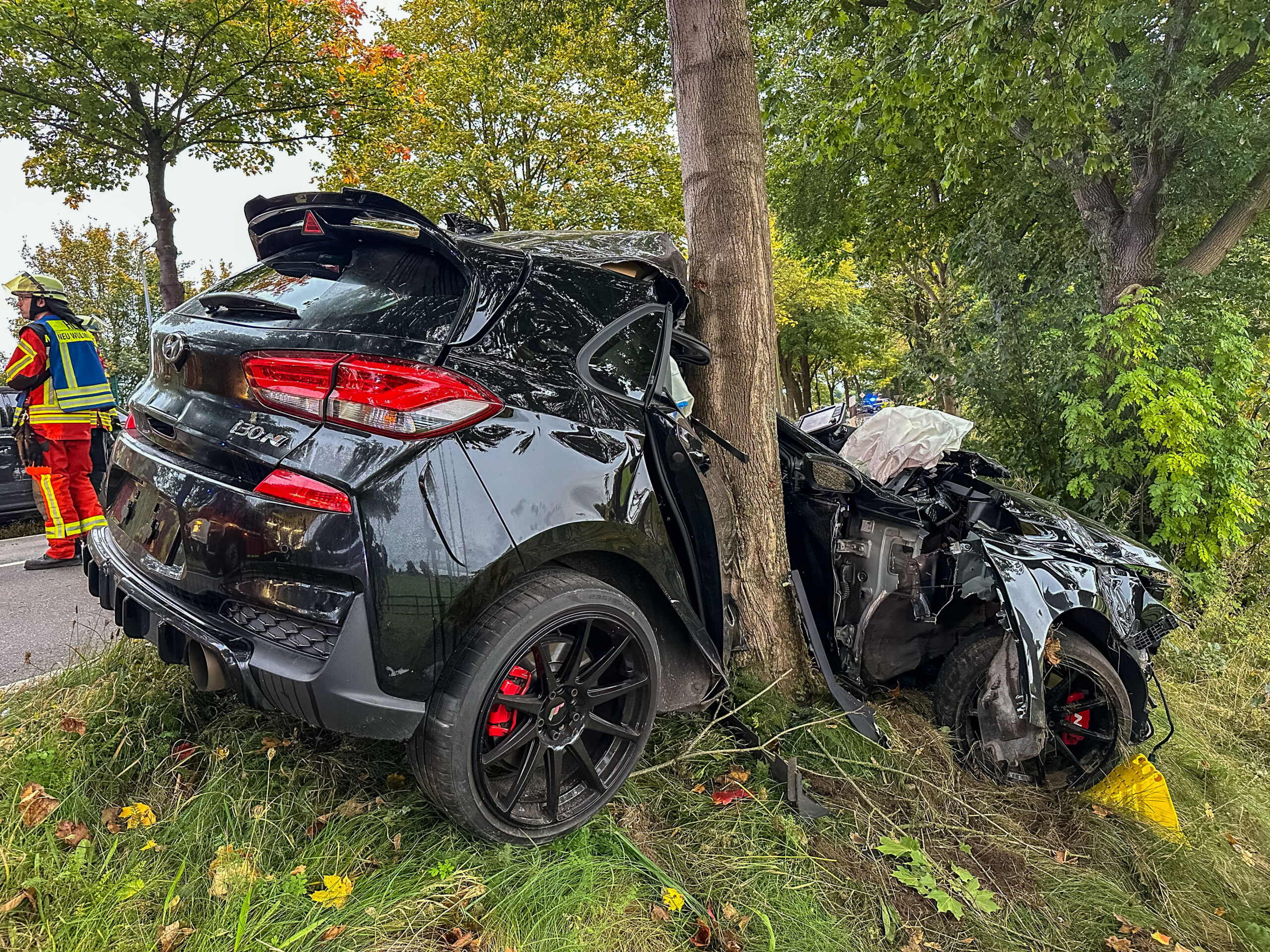 Der Hyundai i30 N hat 275 PS und kann von 0-100 km/h in 6,4 Sekunden beschleunigen.