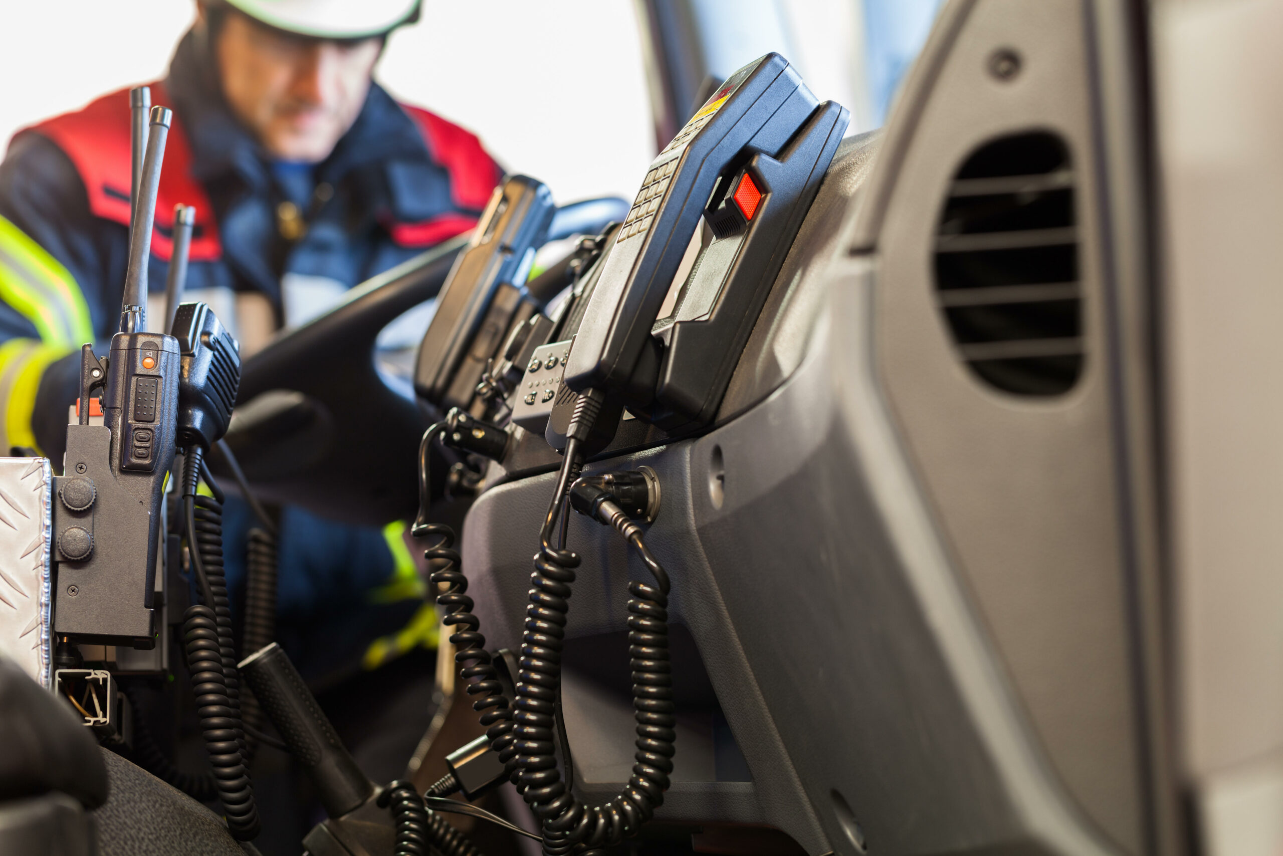 Die ausgefallene Alarmierungsapp „SyBos“ ist bei der Feuerwehr lediglich als zweiter Alarmweg vorgesehen. (Symbolfoto)