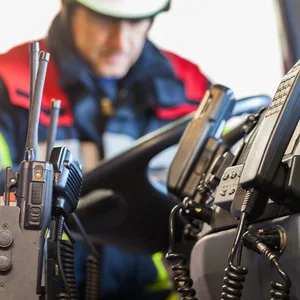 Die ausgefallene Alarmierungsapp „SyBos“ ist bei der Feuerwehr lediglich als zweiter Alarmweg vorgesehen. (Symbolfoto)