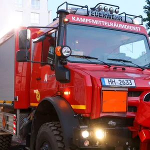 Erneuter Fund einer Bombek auf Raffinerie gelände in Moorburg – Sprengmeister im Einsatz