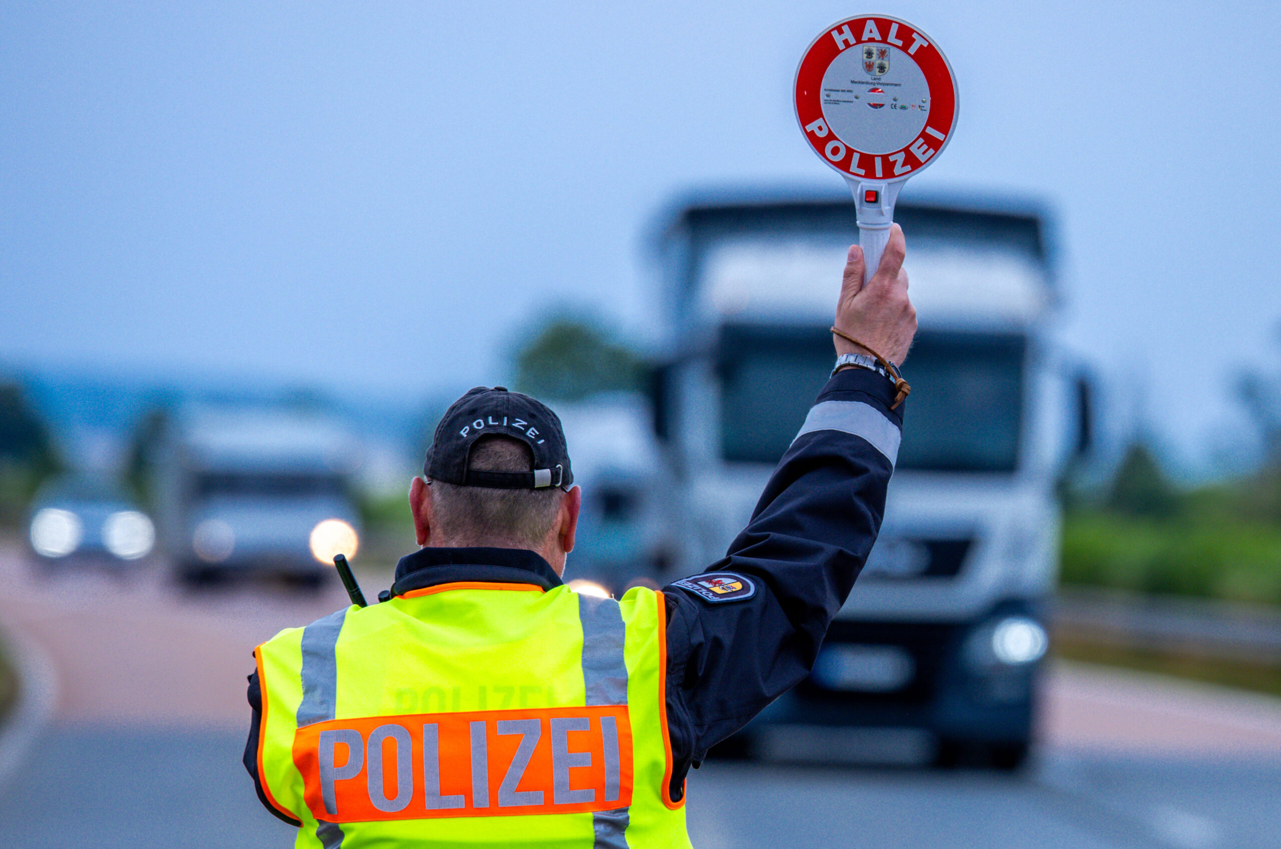 Polizei Kelle Lkw Autobahn