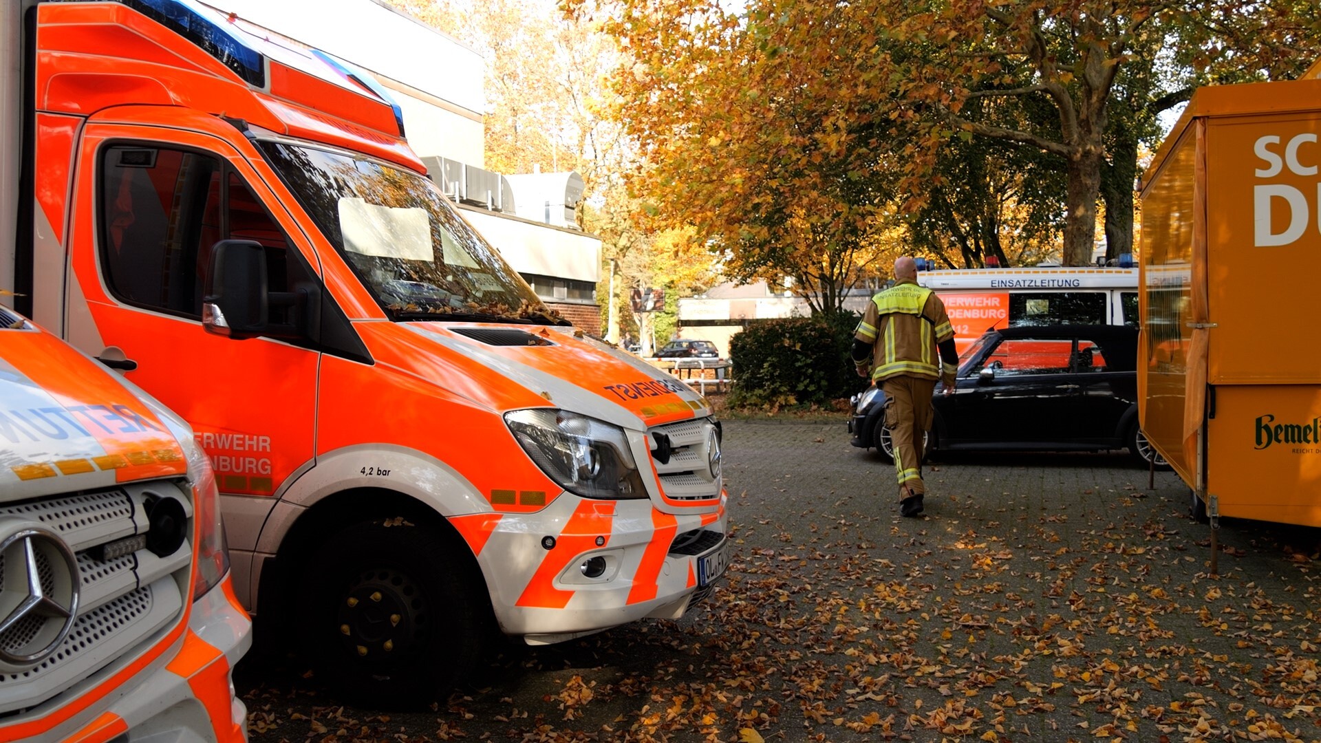 Nach der anonymen Ankündigung einer Bedrohungslage an der Oberschule Eversten ist es zu einem Polizeieinsatz gekommen.