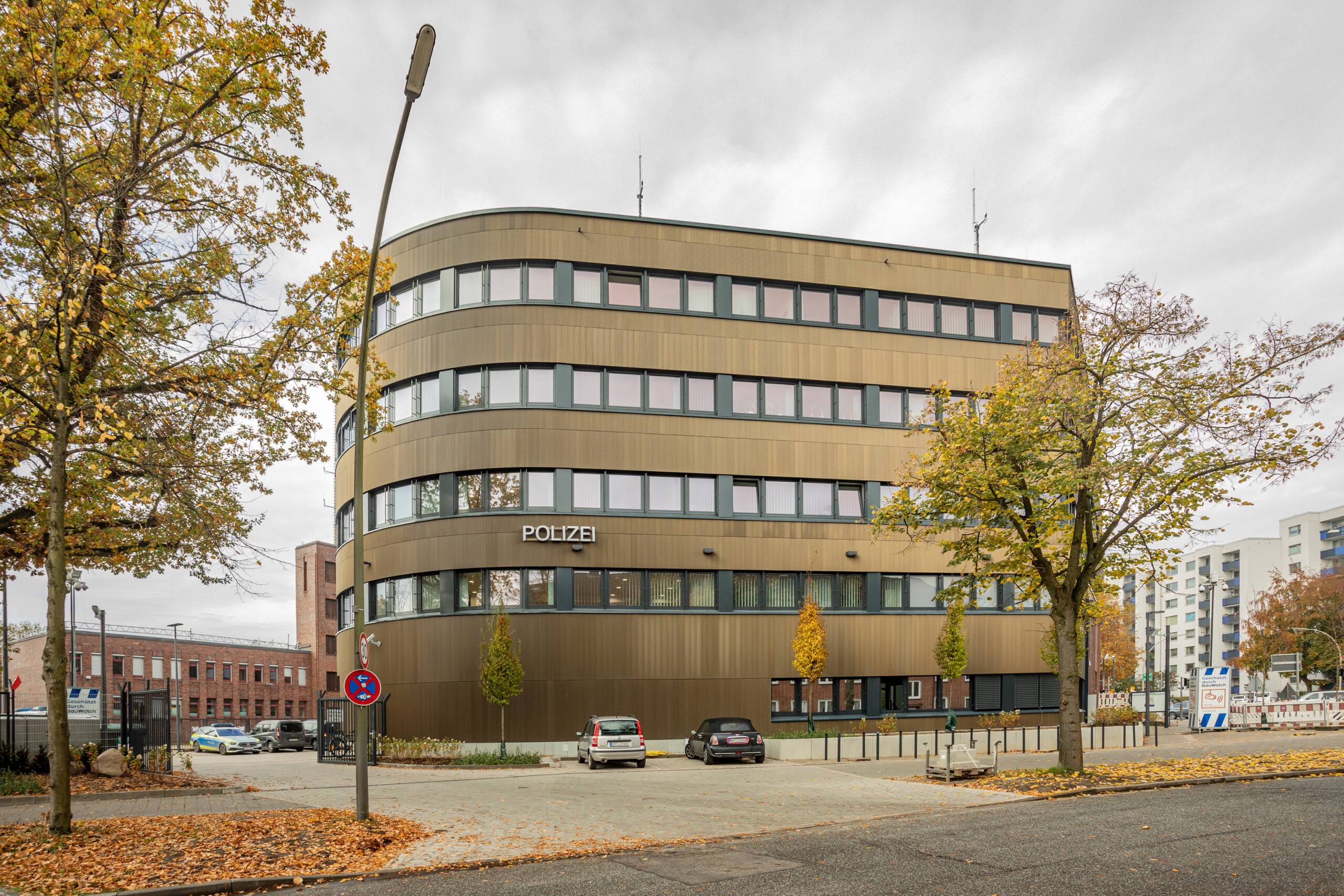 Hamburg modernstes Polizei Revier steht in Bergedorf. Nach zwei Jahren Bauzet wurde sie am Dienstagmittag eingeweiht