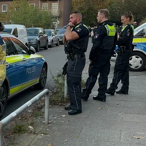 Einsatzkräfte vor Ort.