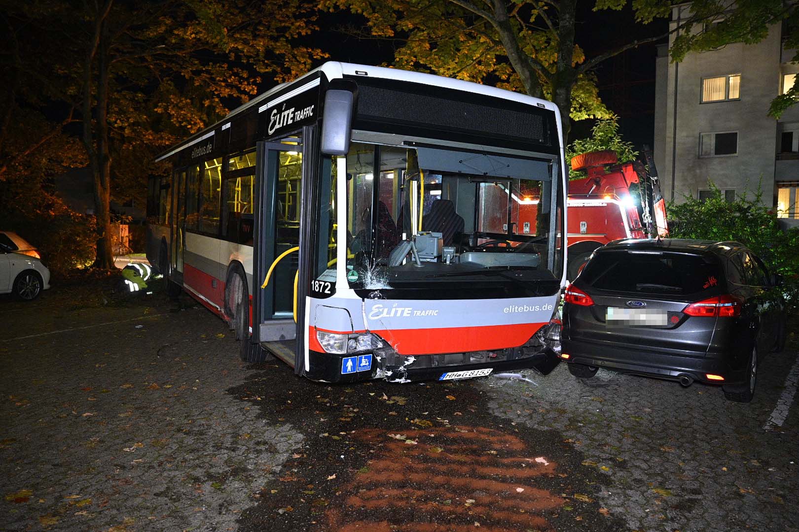 Linienbus in Horn außer Kontrolle – zwei Fahrgäste verletzt in Klinik