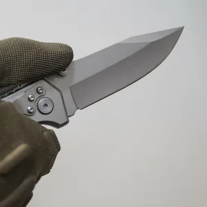 Der Täter hatte ein Messer dabei. (Symbolfoto)
