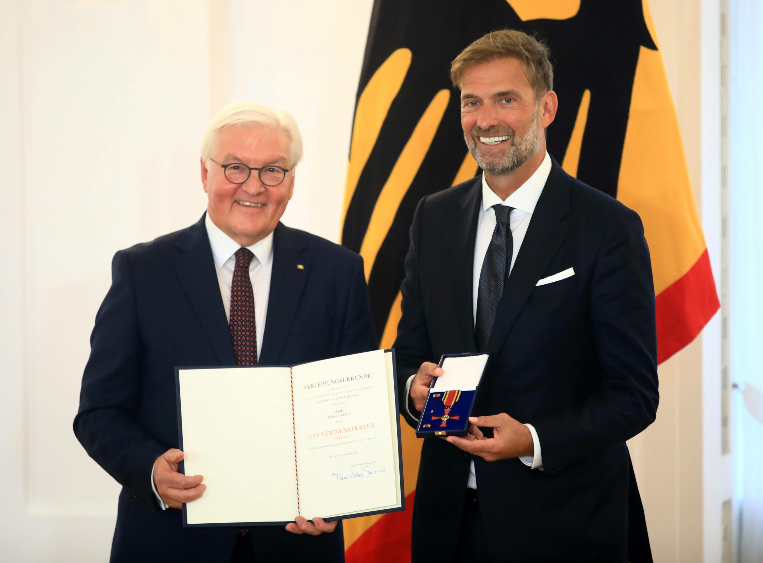 Bundespräsident Frank-Walter Steinmeier mit Jürgen Klopp