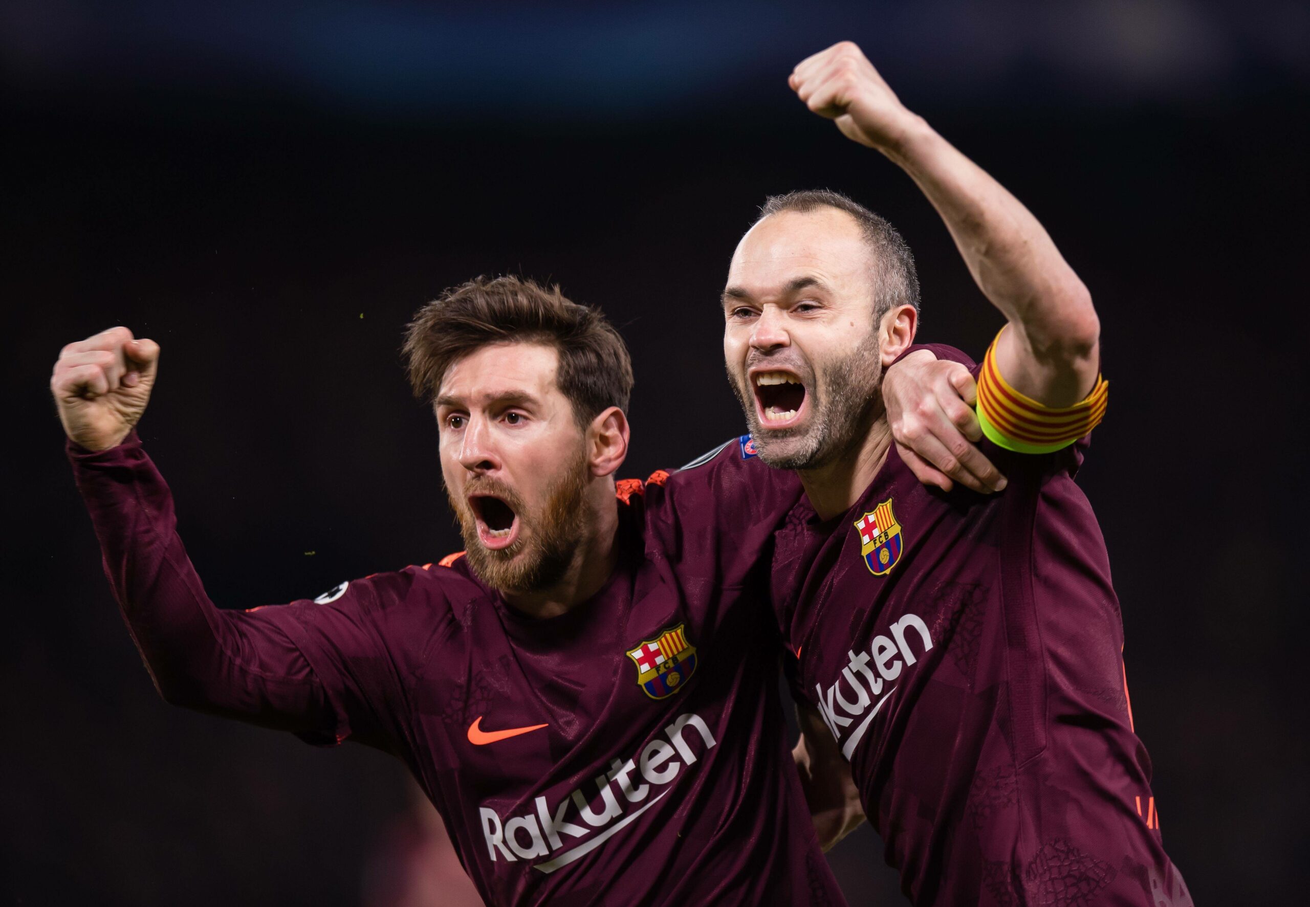 Lionel Messi und Andres Iniesta beim Jubel im Barcelona-Trikot