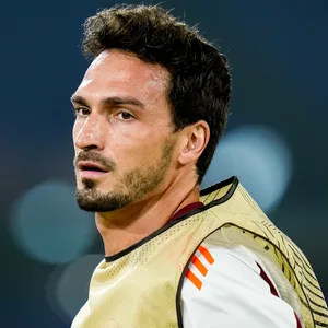 Mats Hummels schaut ins Leere
