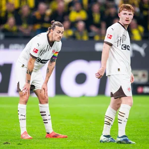 Jackson Irvine und Robert Wagner in Dortmund
