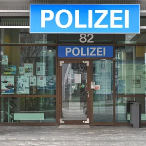 Polizeiwache am Steindamm