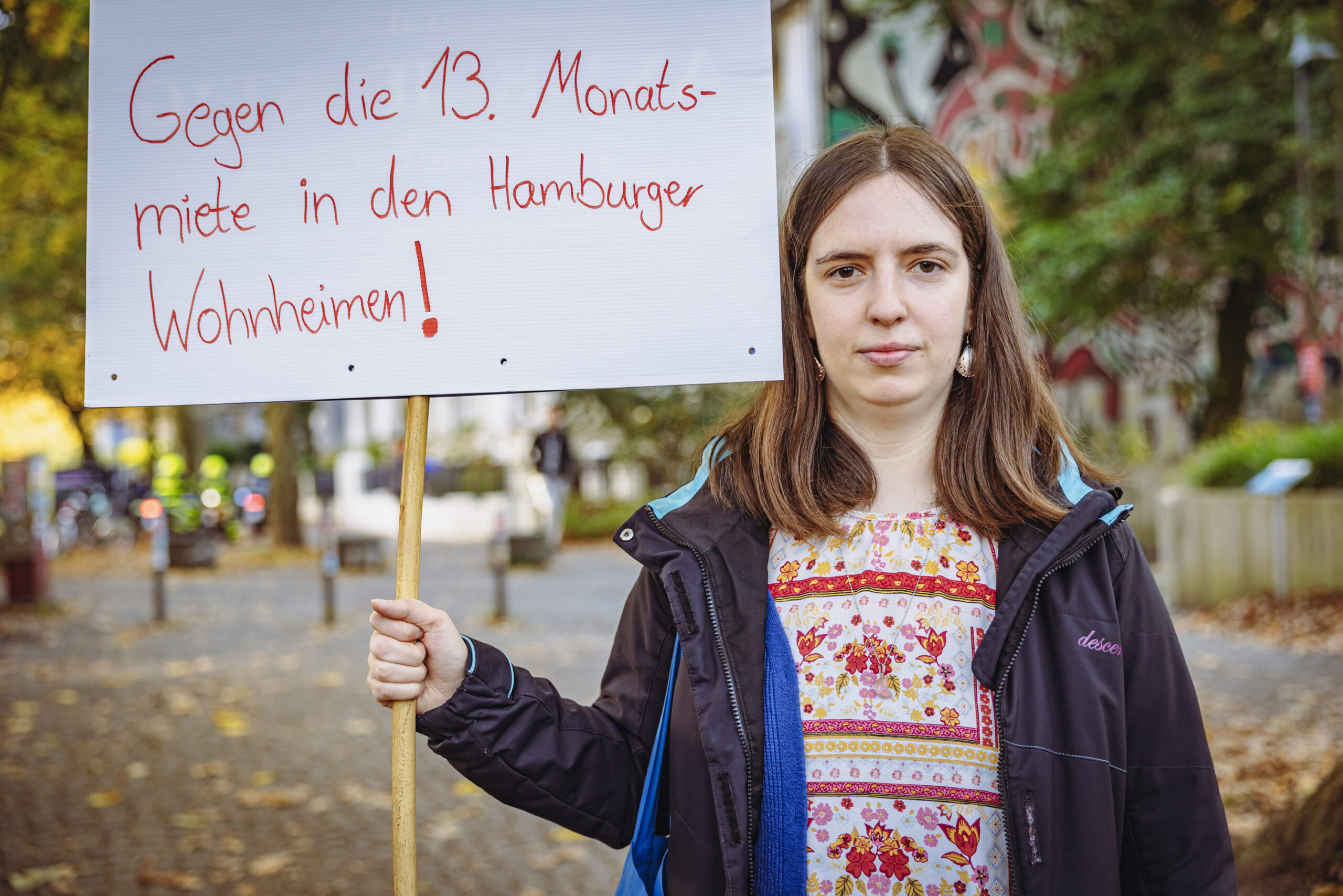 Thea Beyrich (25) muss von einem auf den anderen Monat 32 Euro mehr Miete zahlen – für 12 Quadratmeter Wohnheim.