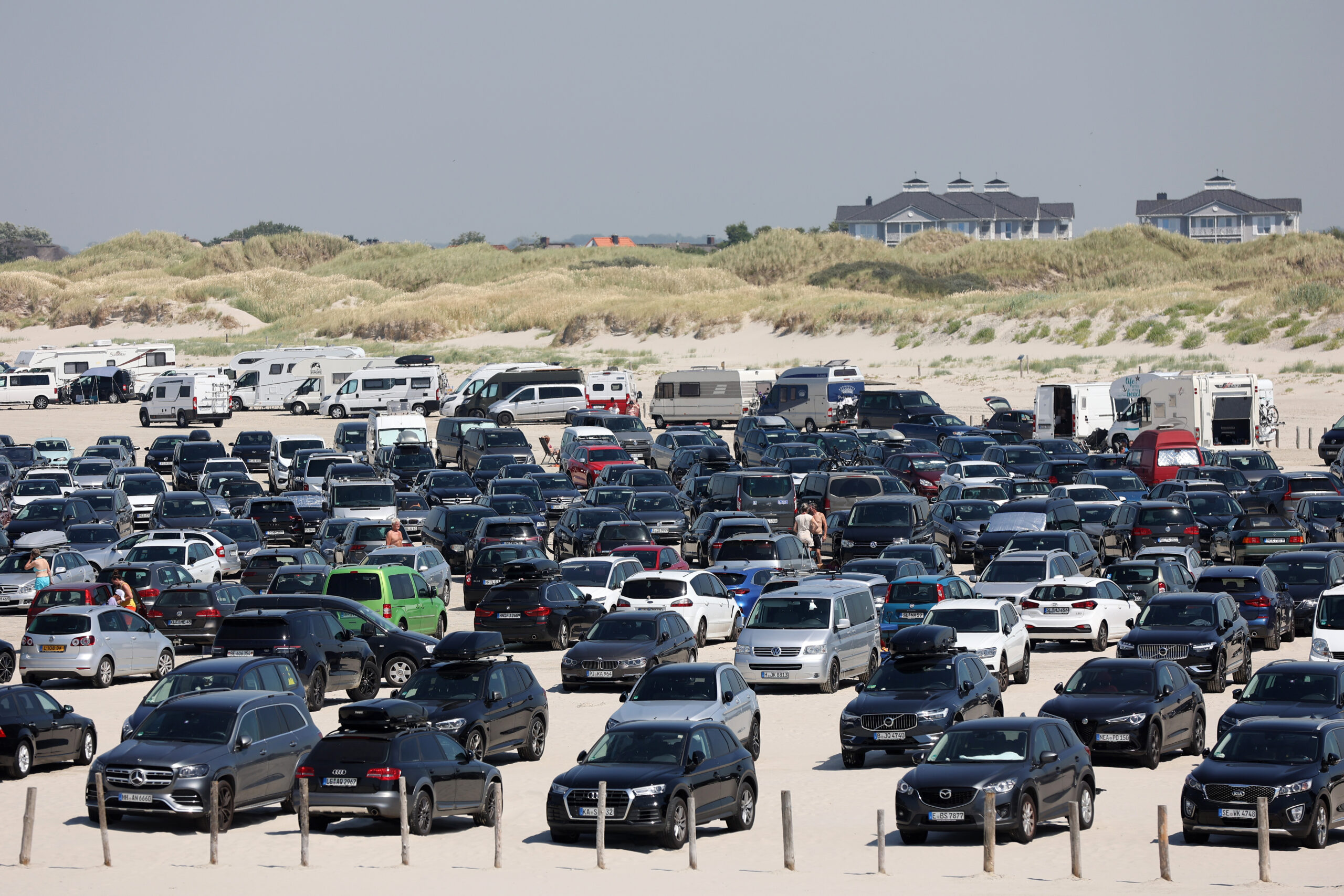 Strandparkplatz in St. Peter-Ording: Die Gebühren werden künftig teurer.