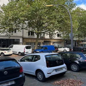 Mehrere tausend Straßenlaternen leuchten derzeit rund um die Uhr.