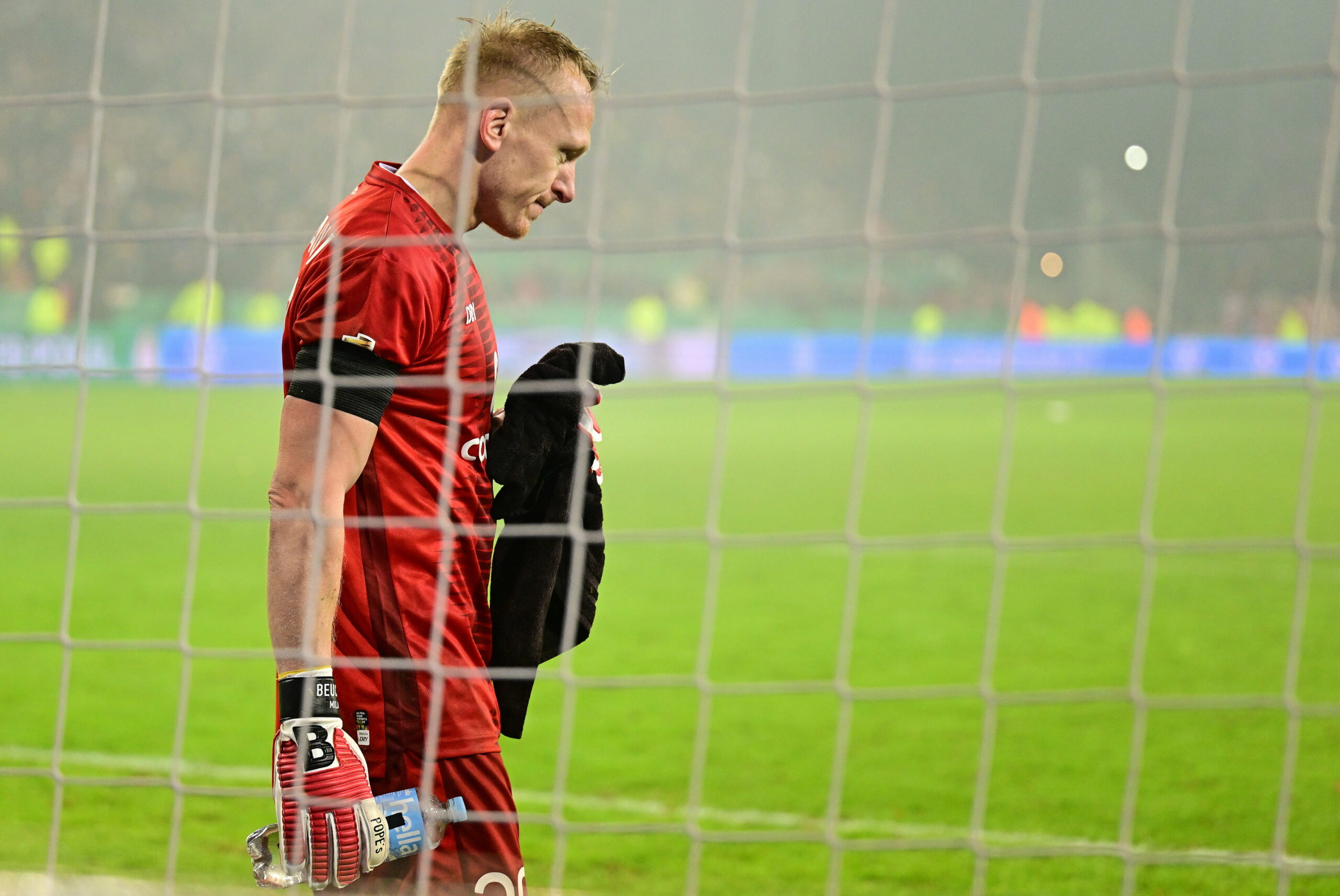 Torwart Sascha Burchert in seinem bislang letzten Spiel für St. Pauli gegen Düsseldorf